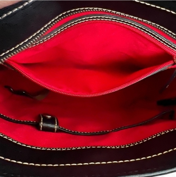 Dooney & Bourke Black Leather Tote EUC